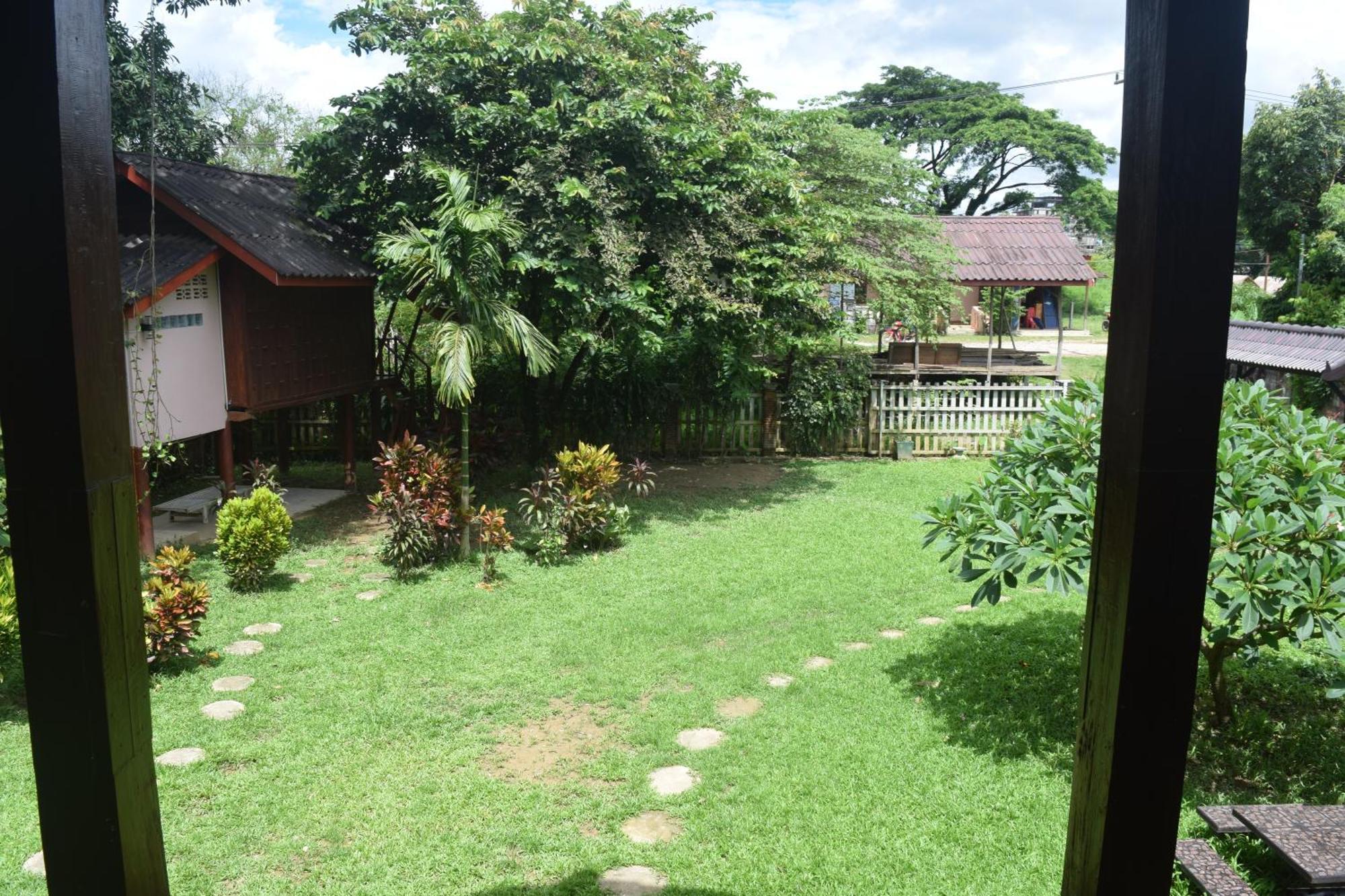 Namsong Bridge Bungalows Vang Vieng Exterior photo